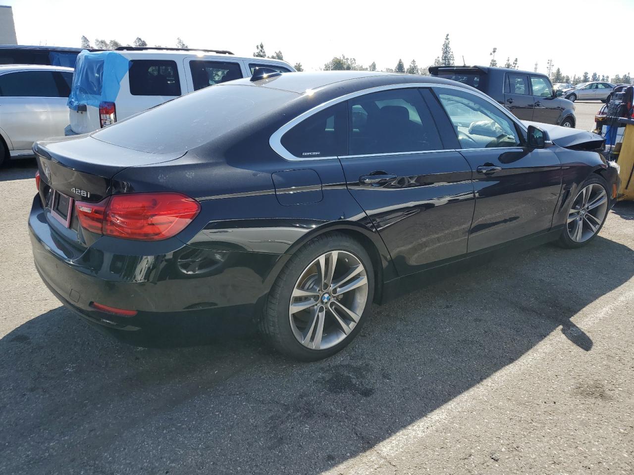 Photo 2 VIN: WBA4A9C55GGL89274 - BMW 4ER 