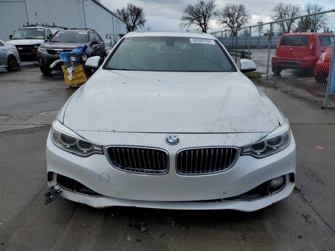 Photo 4 VIN: WBA4A9C5XGGL88010 - BMW 4ER 