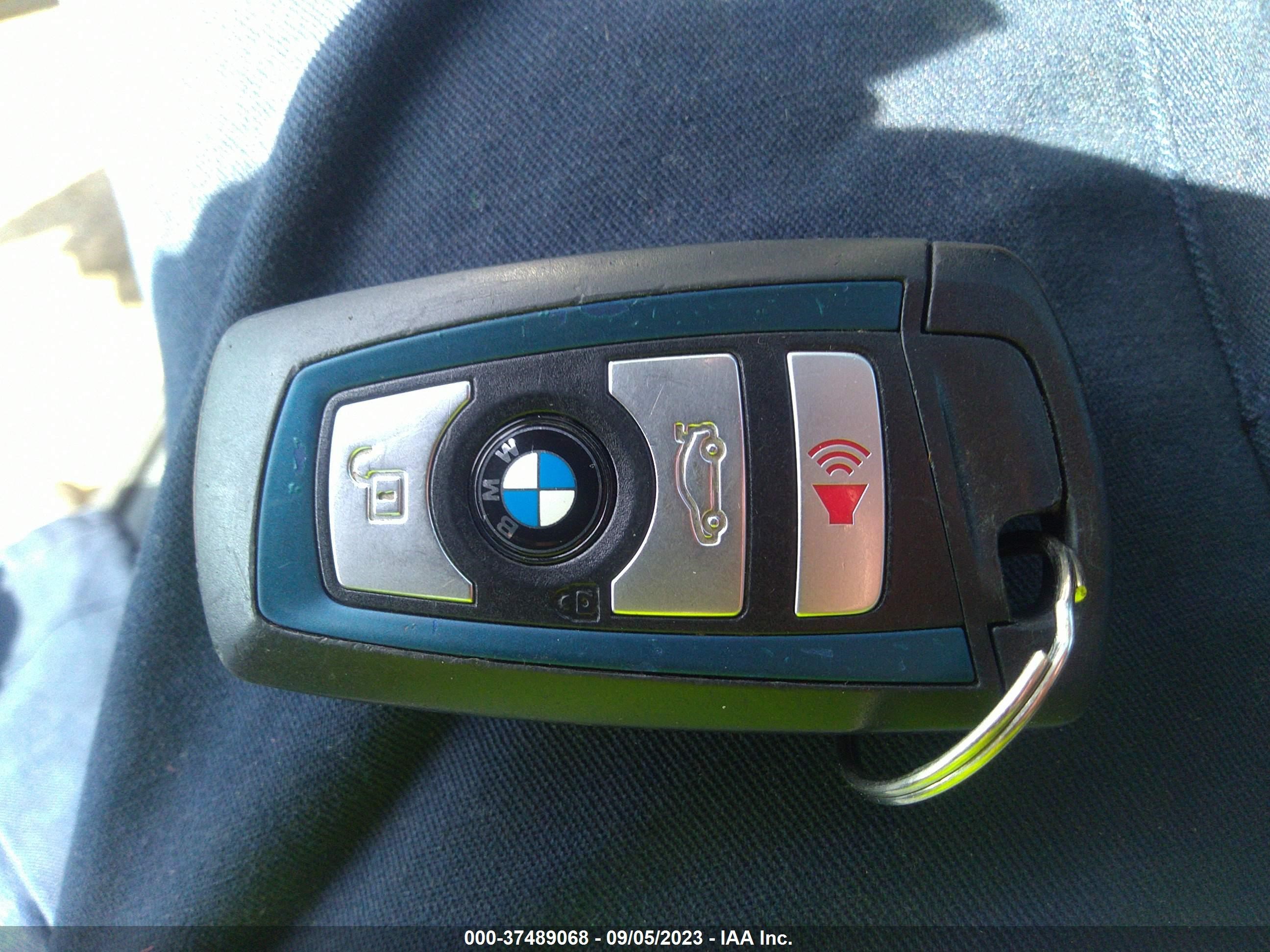 Photo 10 VIN: WBA4B1C59GG243362 - BMW 4ER 