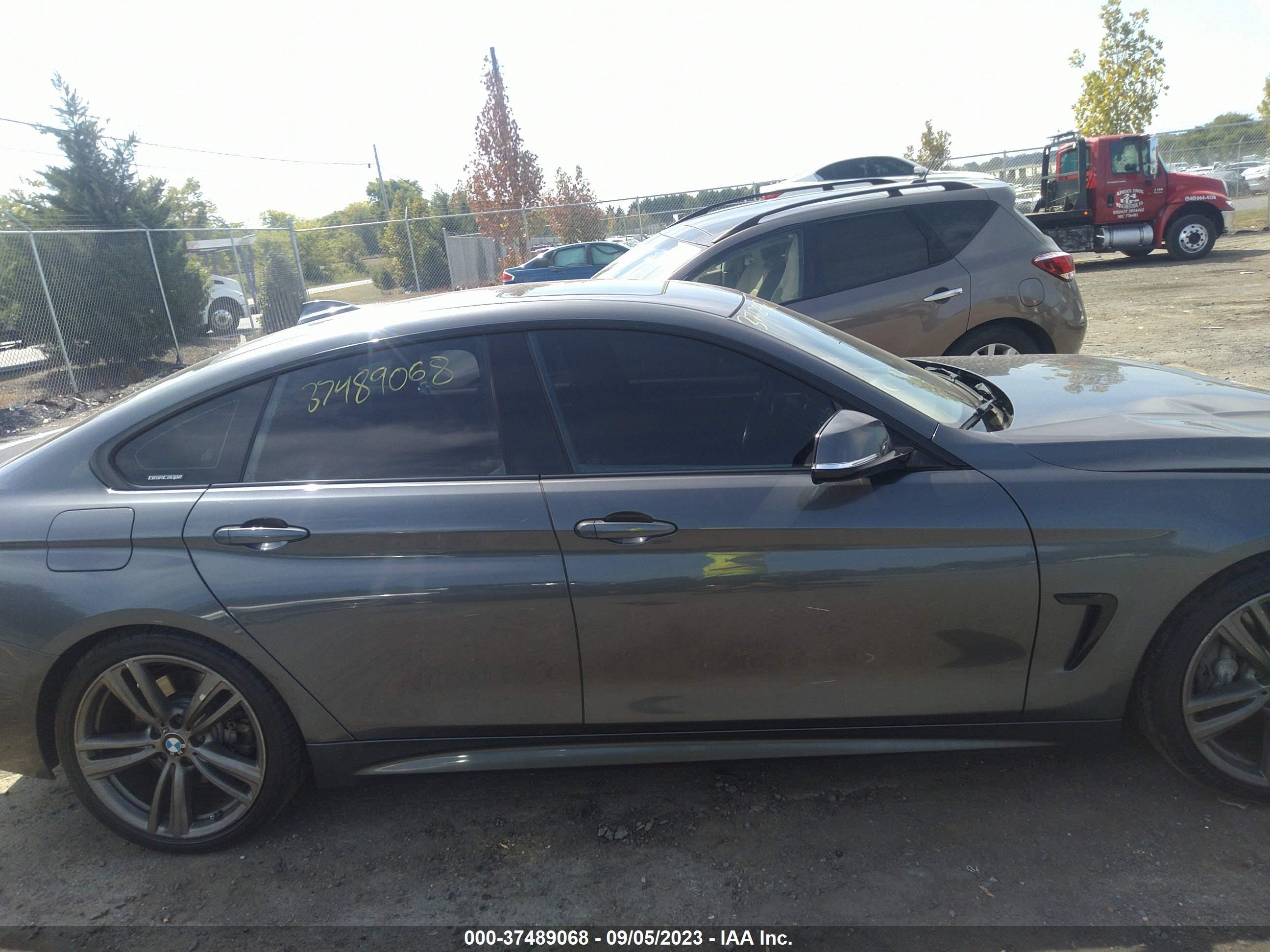 Photo 12 VIN: WBA4B1C59GG243362 - BMW 4ER 