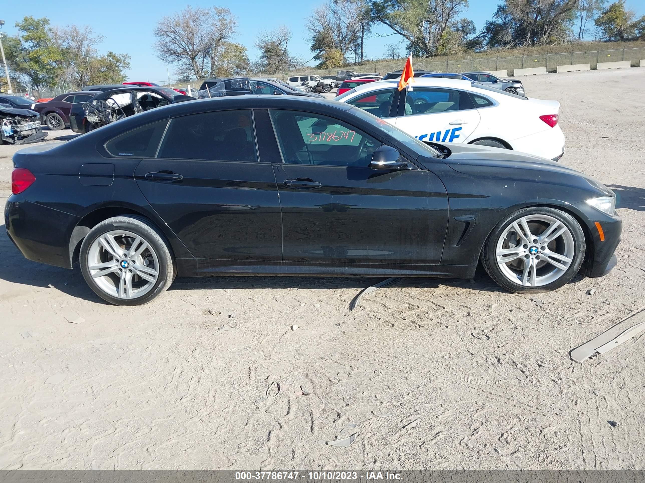 Photo 12 VIN: WBA4B3C50GG344897 - BMW 4ER 