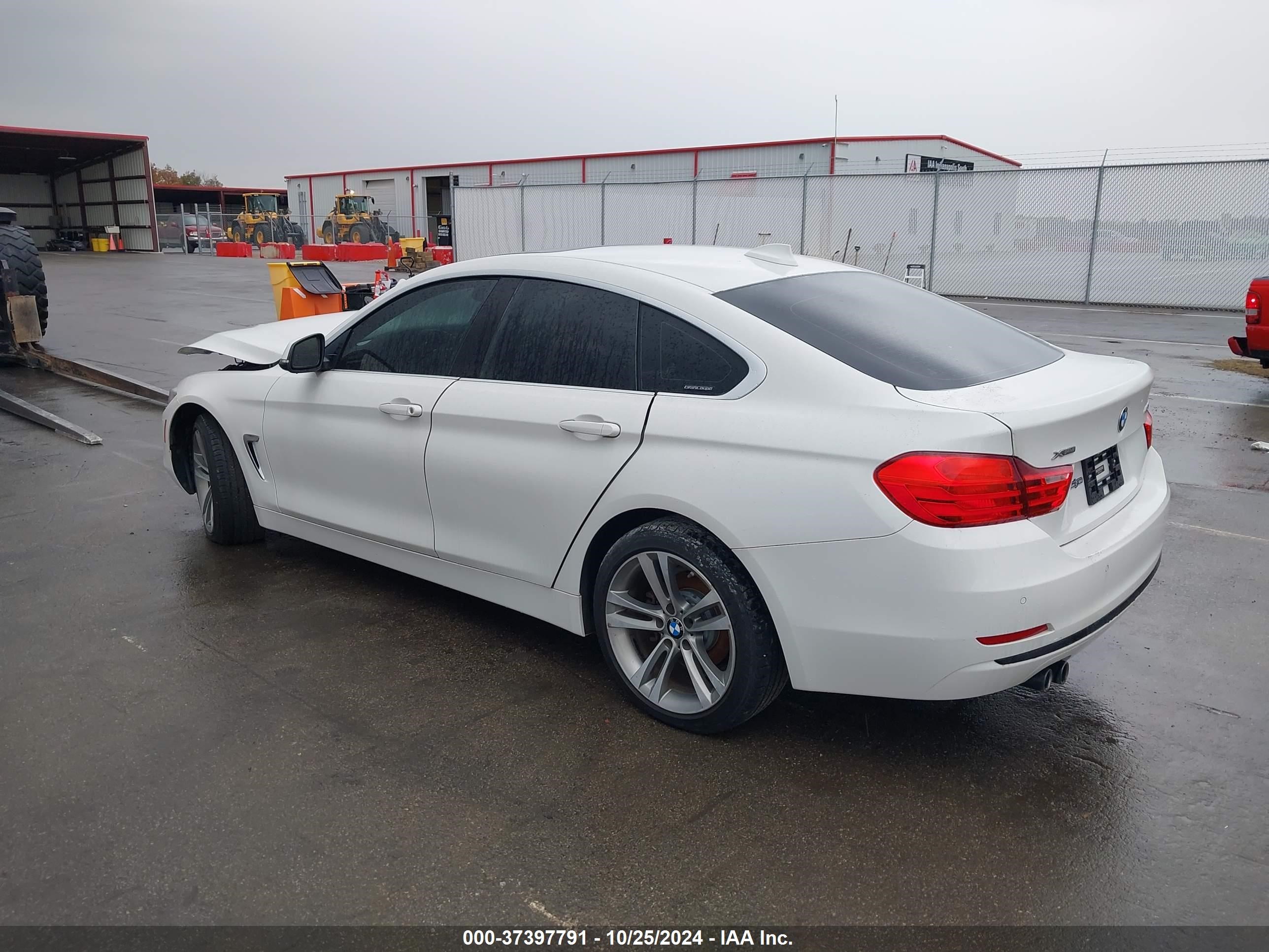 Photo 2 VIN: WBA4C9C50GG135725 - BMW 4ER 