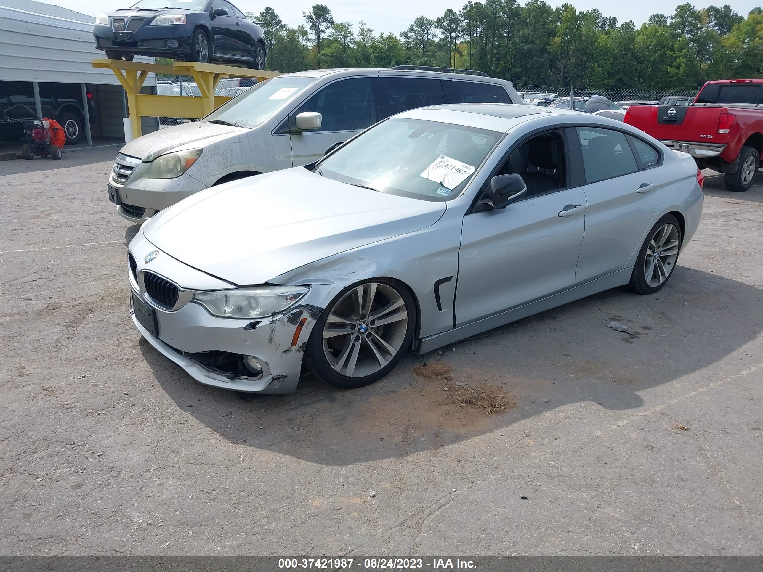 Photo 1 VIN: WBA4C9C51FD330118 - BMW 4ER 