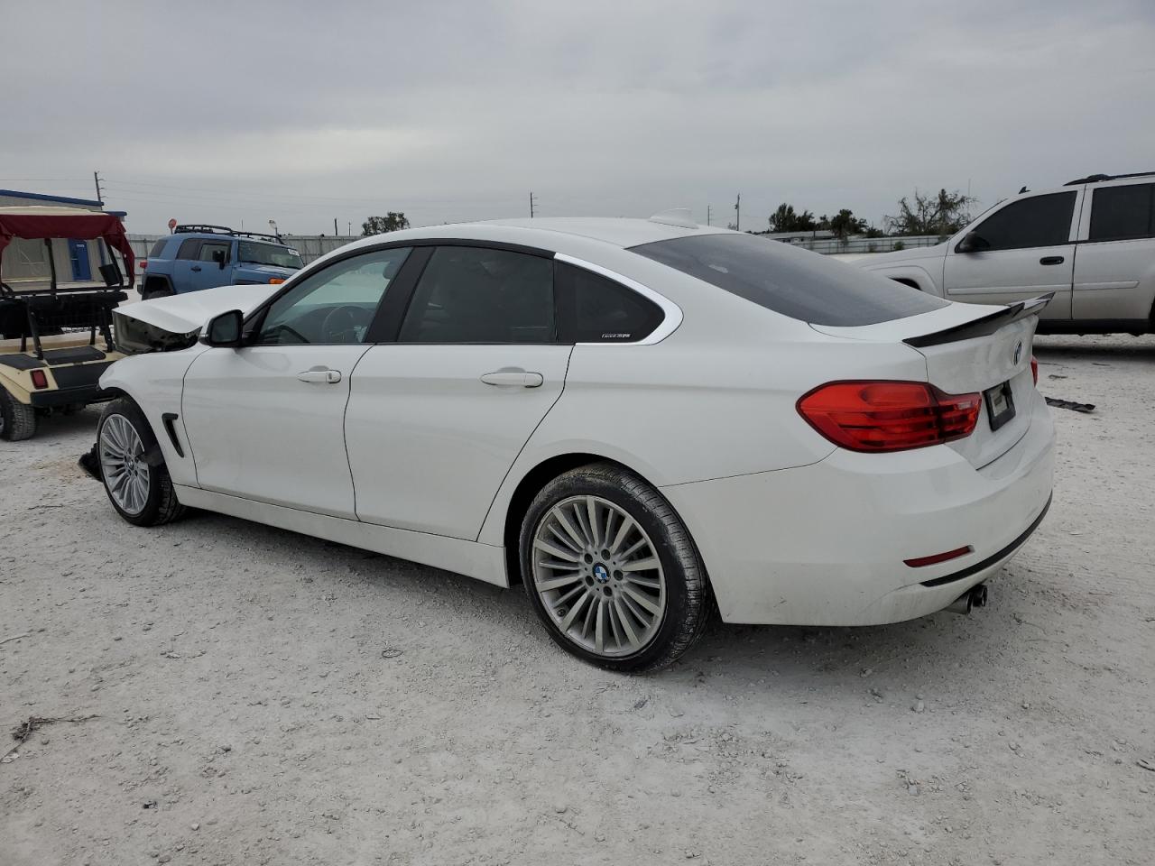 Photo 1 VIN: WBA4C9C57FD330169 - BMW 4ER 