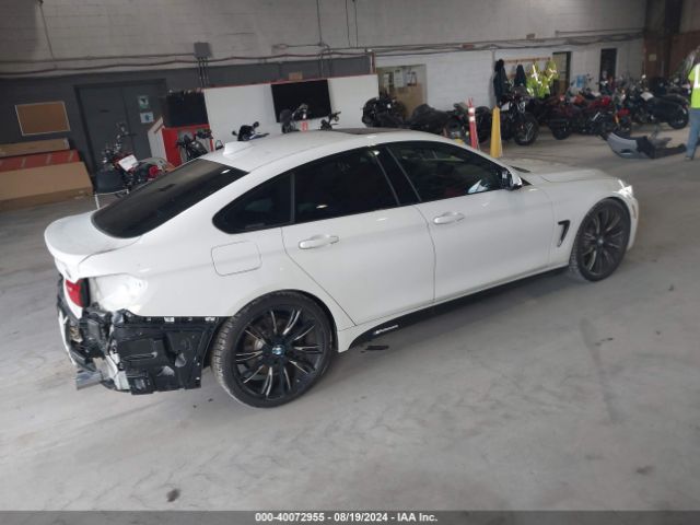 Photo 3 VIN: WBA4E3C54HG186878 - BMW 440I 