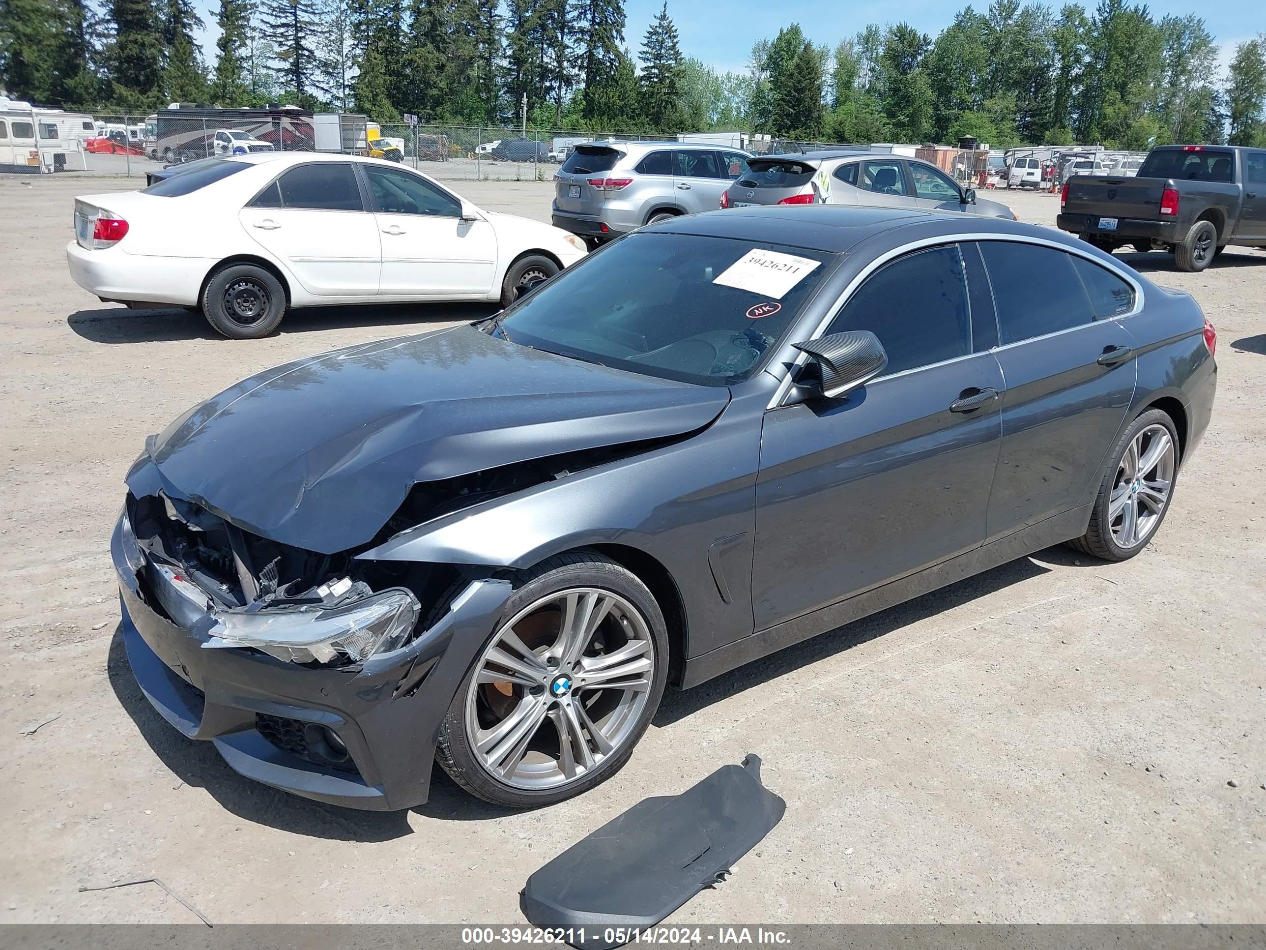 Photo 1 VIN: WBA4F7C52HG786982 - BMW 4ER 