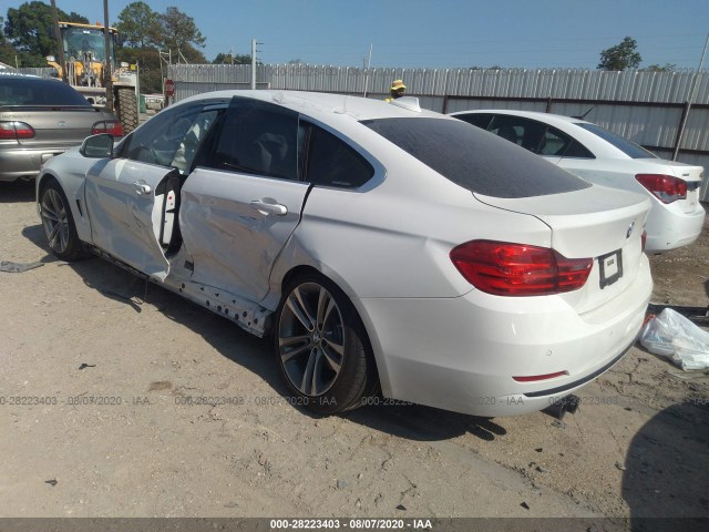 Photo 2 VIN: WBA4F7C5XHG786258 - BMW 4 