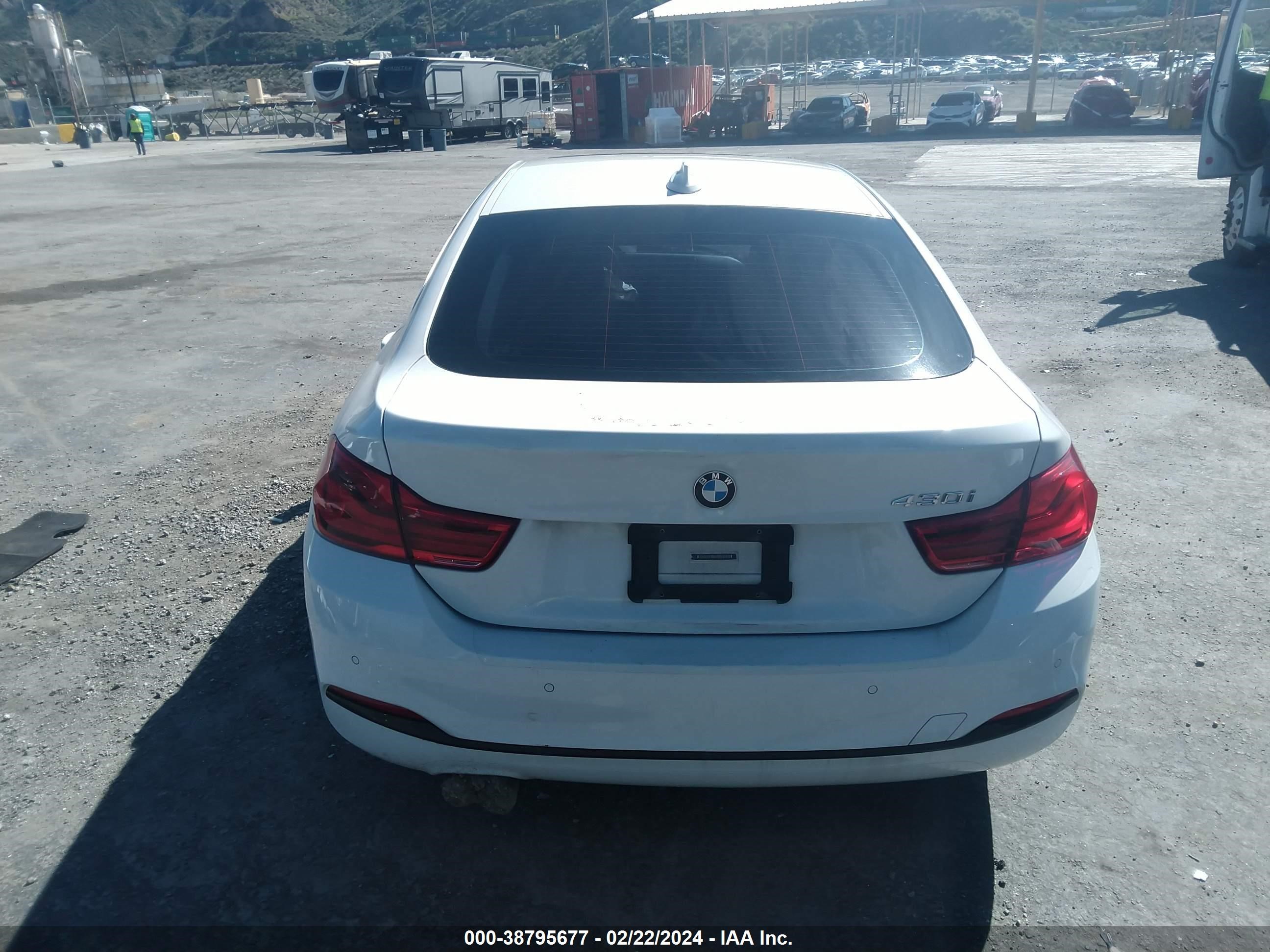 Photo 14 VIN: WBA4J1C5XJBG75971 - BMW 4ER 