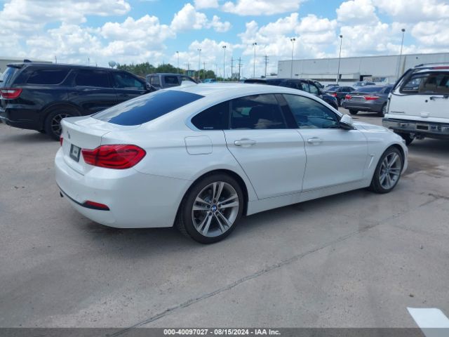 Photo 3 VIN: WBA4J1C5XJBG77297 - BMW 430I 