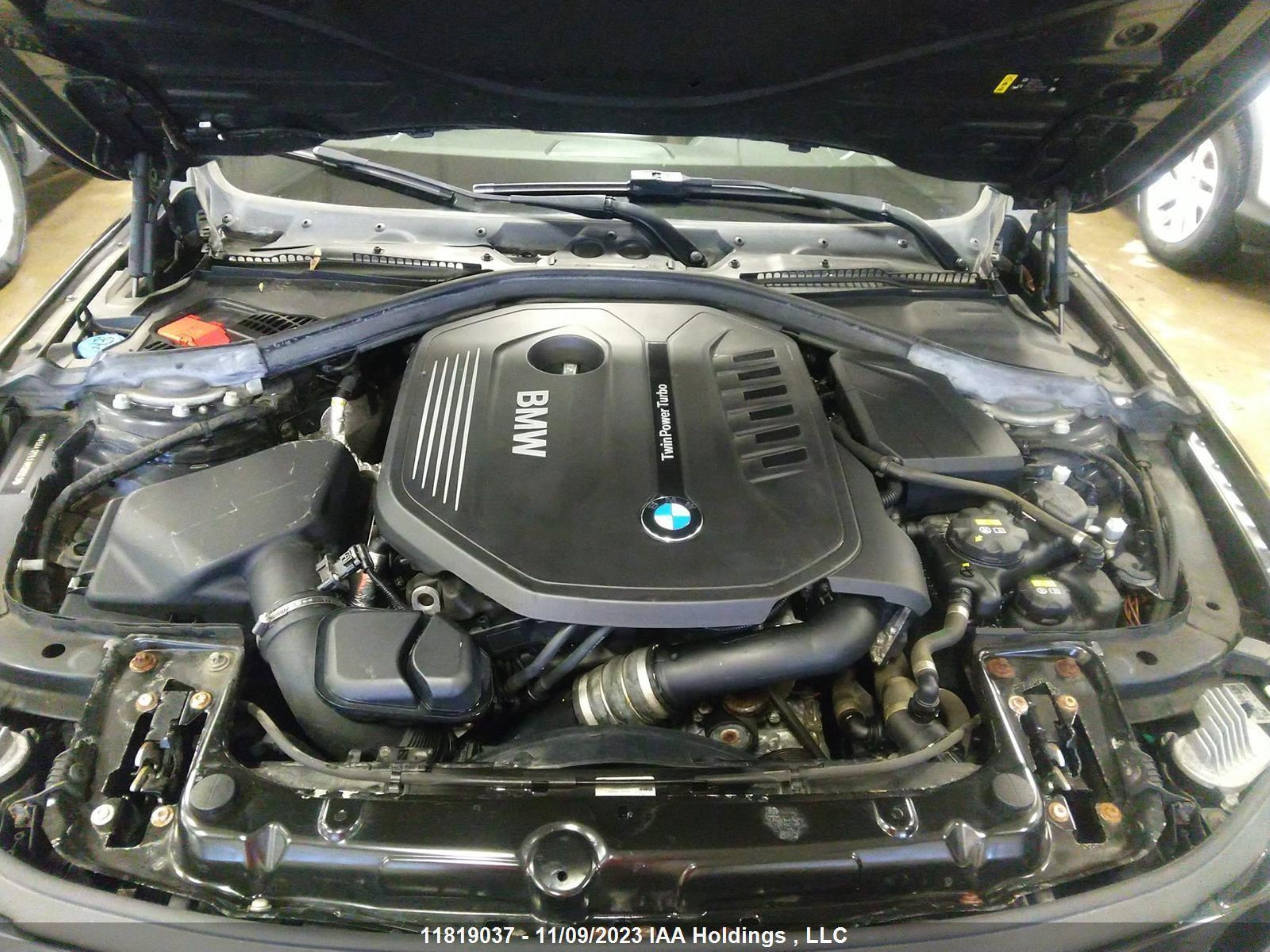 Photo 9 VIN: WBA4J7C53JBB98903 - BMW 4ER 