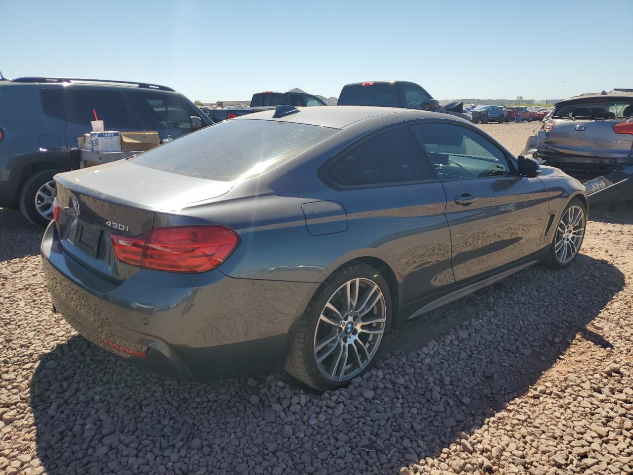 Photo 2 VIN: WBA4R7C57HK679706 - BMW 4ER 