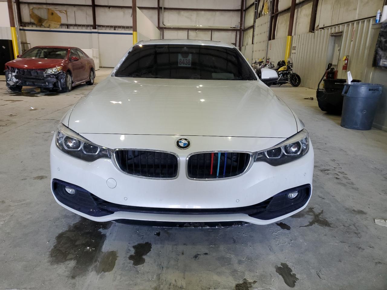 Photo 4 VIN: WBA4W3C50KAF92120 - BMW 4ER 