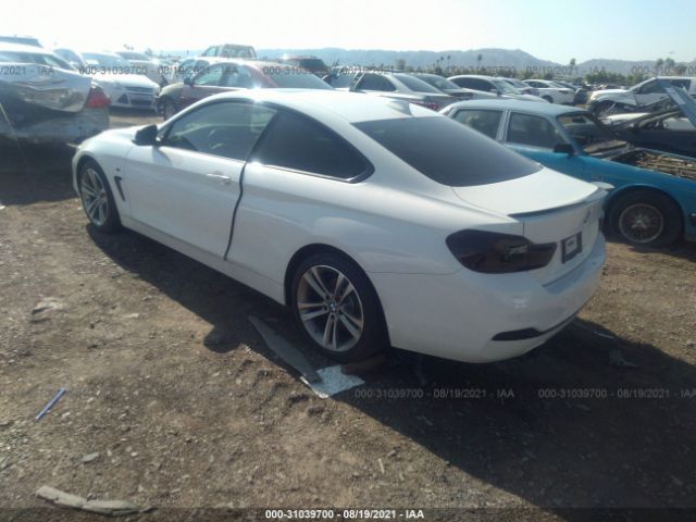 Photo 2 VIN: WBA4W3C52JAF91405 - BMW 4 