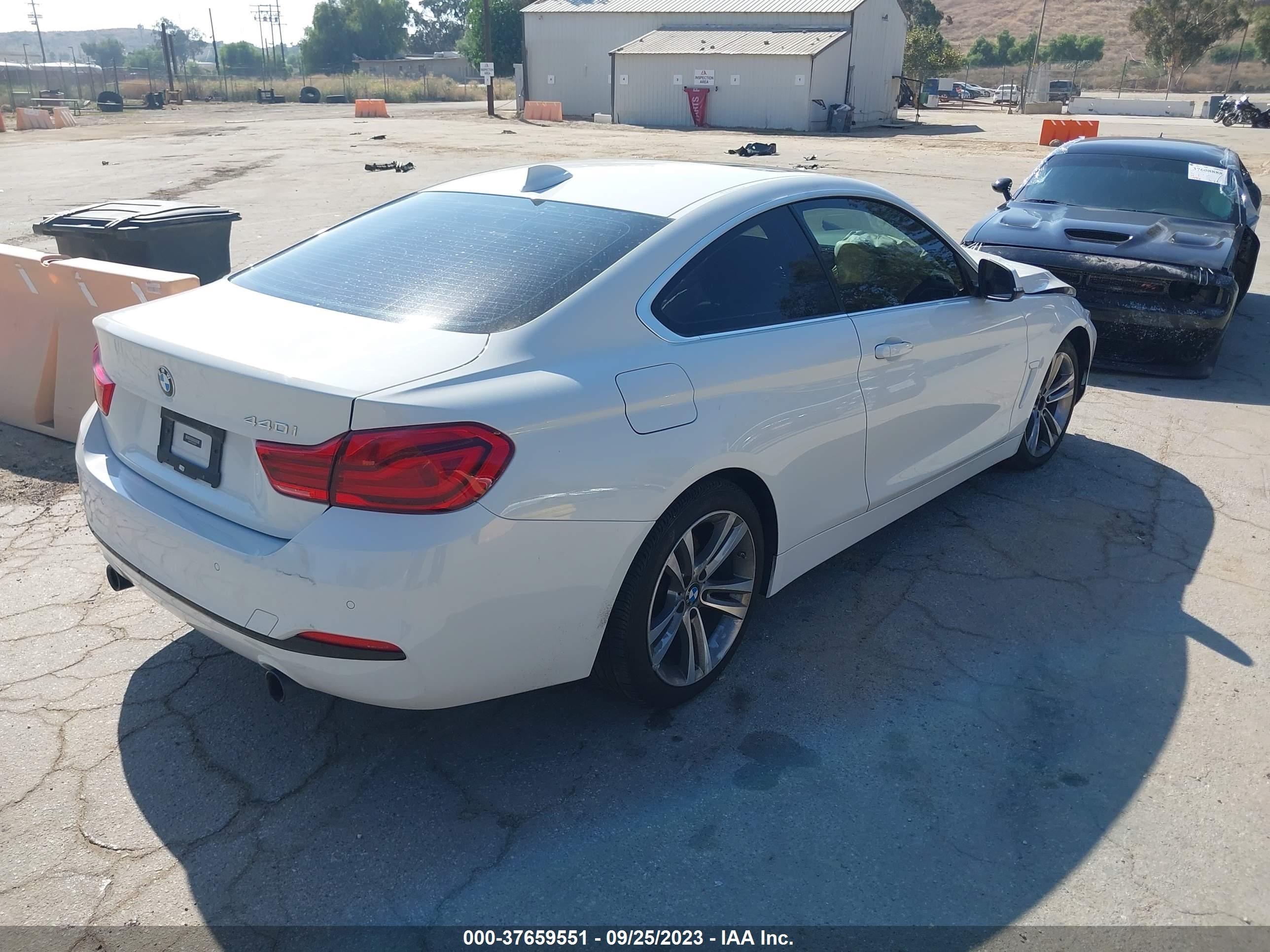 Photo 3 VIN: WBA4W7C59KAG53049 - BMW 4ER 