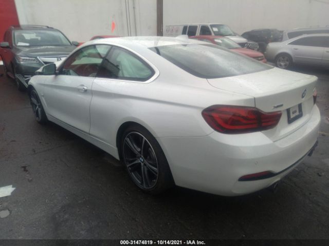 Photo 2 VIN: WBA4W9C0XLFJ51183 - BMW 4 