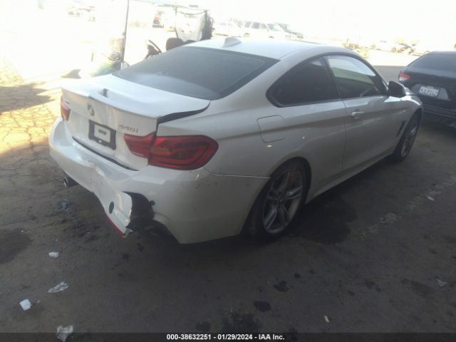 Photo 3 VIN: WBA4W9C50KAF98809 - BMW 440I 