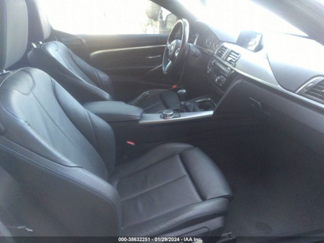 Photo 4 VIN: WBA4W9C50KAF98809 - BMW 440I 