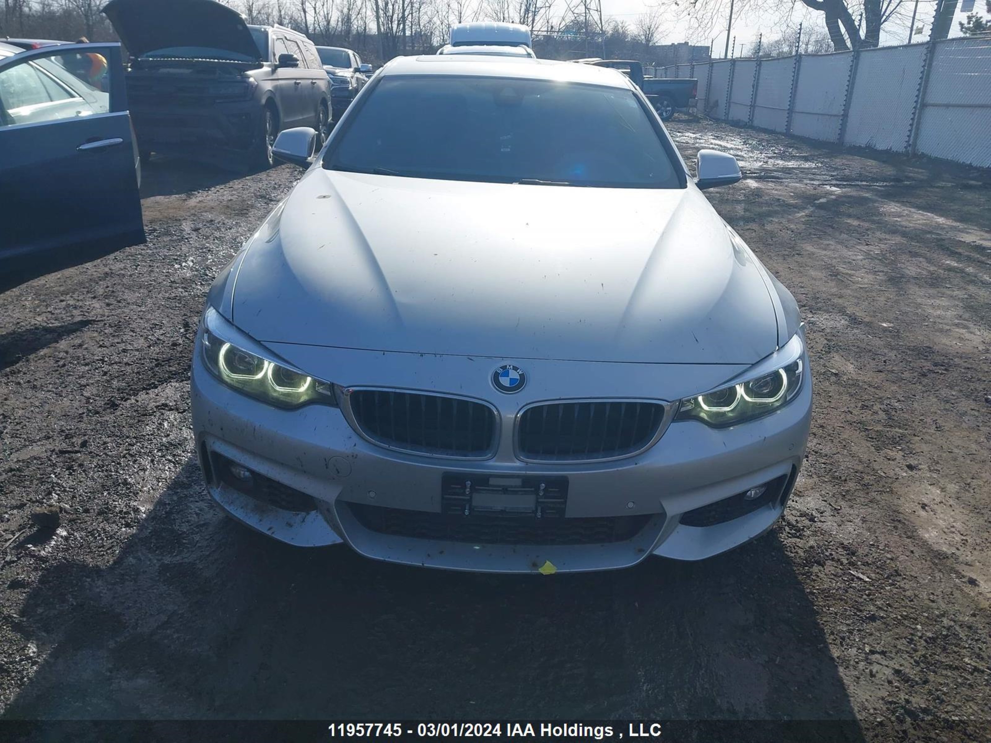 Photo 11 VIN: WBA4W9C51KAF94283 - BMW 4ER 