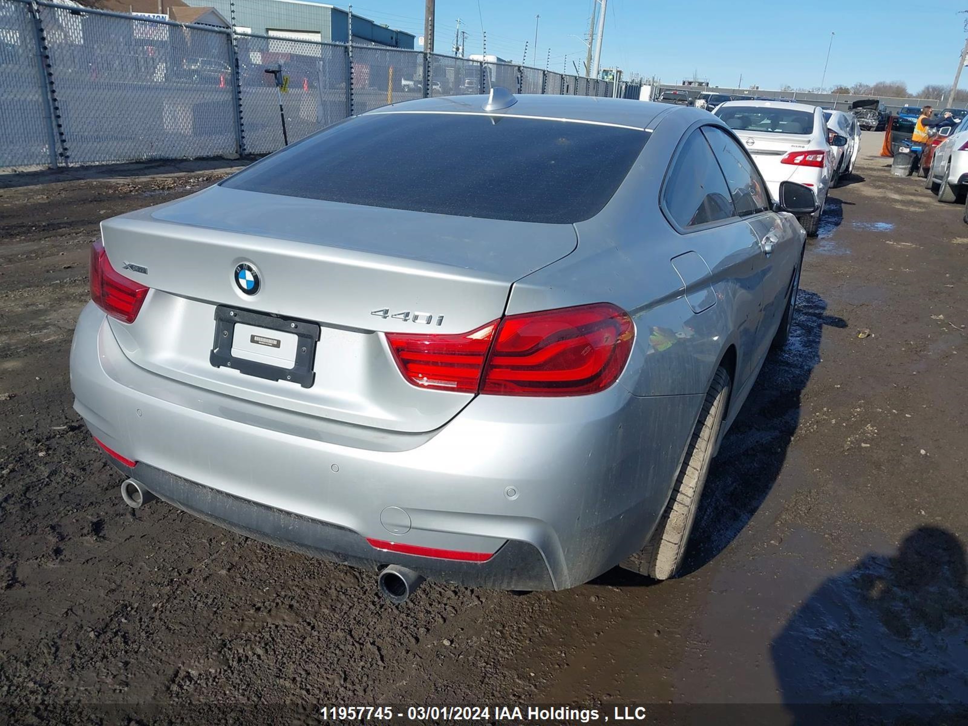 Photo 3 VIN: WBA4W9C51KAF94283 - BMW 4ER 