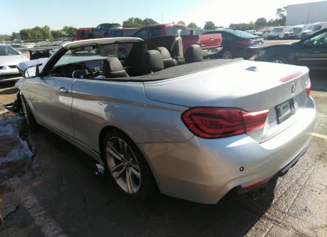 Photo 2 VIN: WBA4Z1C5XJEC70233 - BMW 4 SERIES 