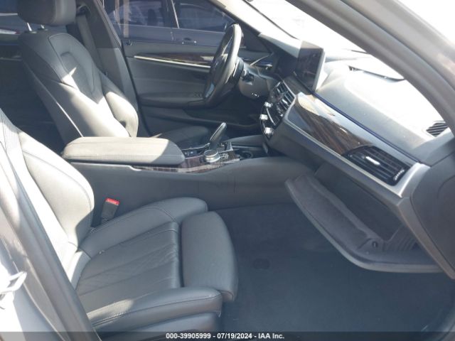 Photo 4 VIN: WBA53BH05MWX22755 - BMW 530I 