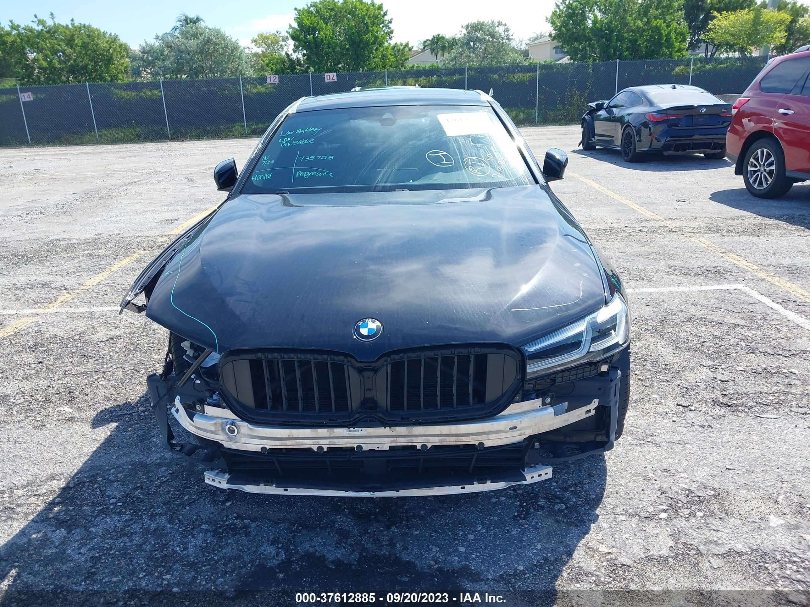 Photo 11 VIN: WBA53BH05NCK16037 - BMW 5ER 