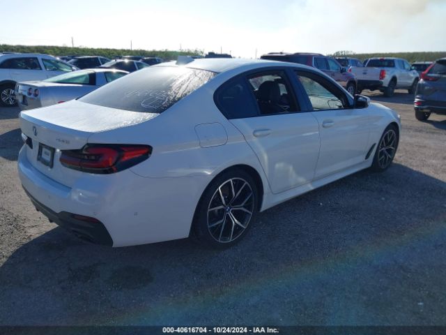 Photo 3 VIN: WBA53BH05NWX44031 - BMW 530I 