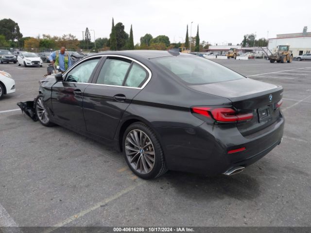 Photo 2 VIN: WBA53BH05PCN28040 - BMW 530I 