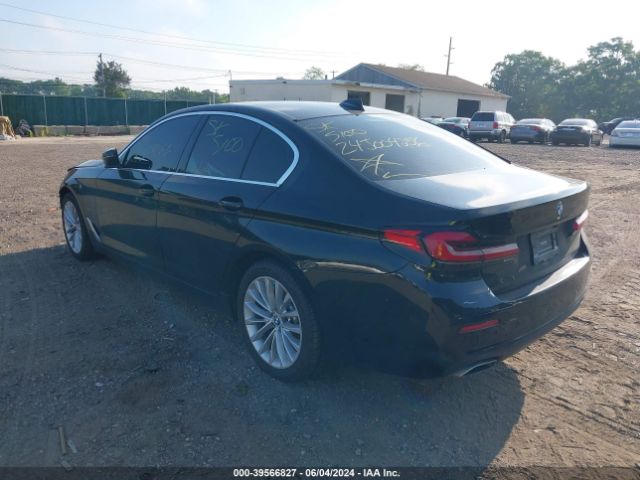 Photo 2 VIN: WBA53BH09MCF88045 - BMW 530I 