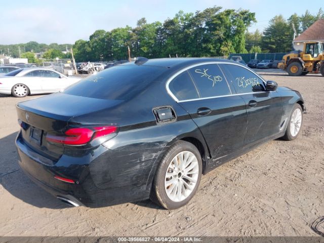 Photo 3 VIN: WBA53BH09MCF88045 - BMW 530I 