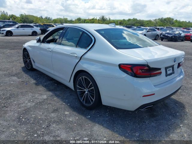 Photo 2 VIN: WBA53BJ01MWW88534 - BMW 540I 