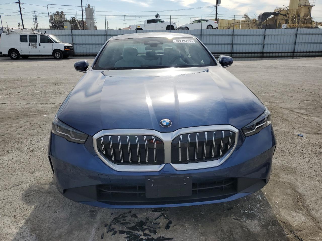 Photo 4 VIN: WBA53FJ00RCP08529 - BMW 5ER 