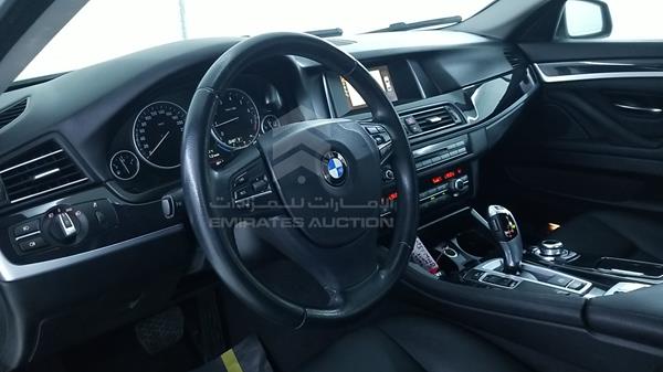 Photo 10 VIN: WBA5A3101FD746667 - BMW 520 I 