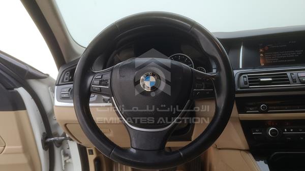 Photo 23 VIN: WBA5A3103FD749358 - BMW 520 