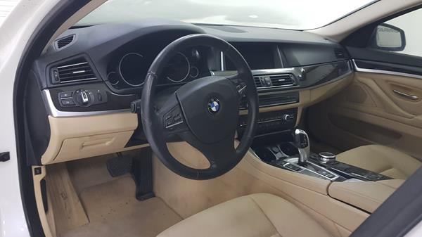 Photo 10 VIN: WBA5A3106FD744929 - BMW 520 I 