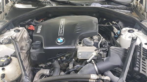 Photo 28 VIN: WBA5A3106FD744929 - BMW 520 I 