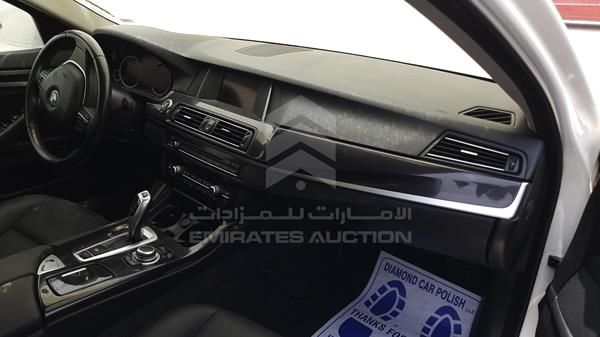 Photo 23 VIN: WBA5A3107GG302368 - BMW 520 I 