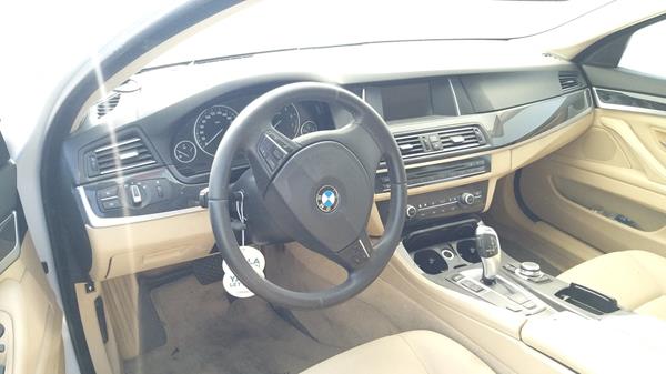 Photo 9 VIN: WBA5A310XFD742374 - BMW 520 