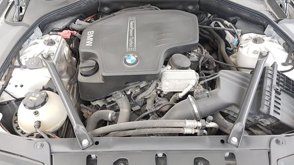 Photo 37 VIN: WBA5A510XGG177037 - BMW 528 I 