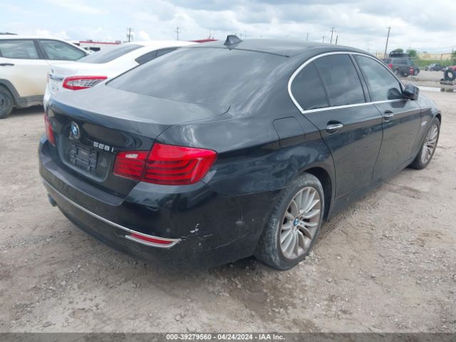 Photo 3 VIN: WBA5A5C50ED504732 - BMW 528I 