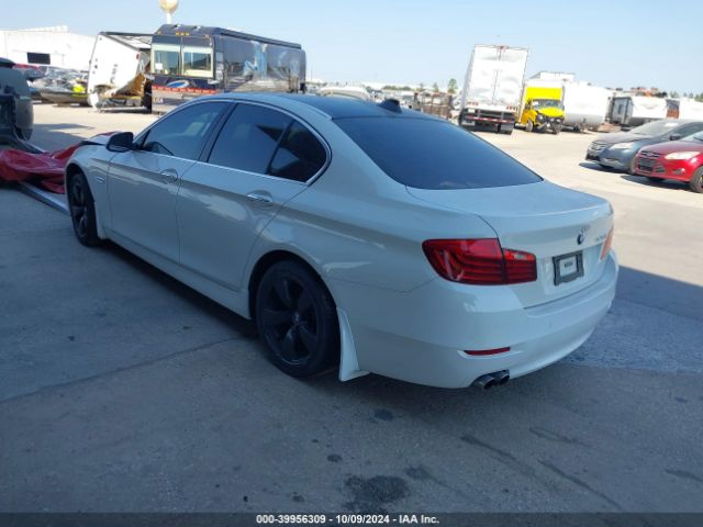 Photo 2 VIN: WBA5A5C50FD519183 - BMW 528I 