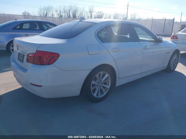 Photo 3 VIN: WBA5A5C50GG348449 - BMW 528I 