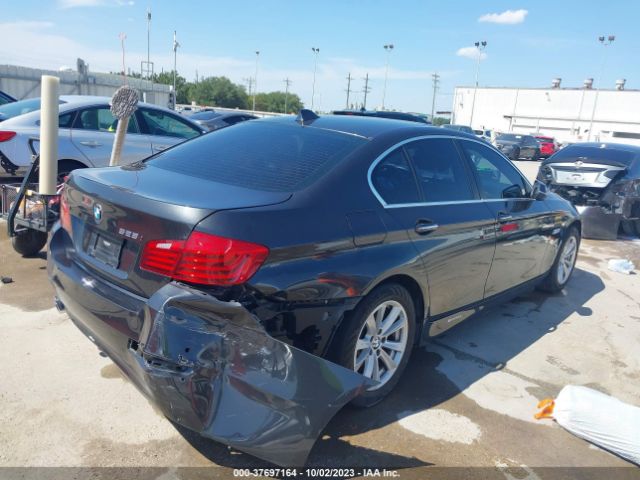 Photo 3 VIN: WBA5A5C50GG348466 - BMW 528I 