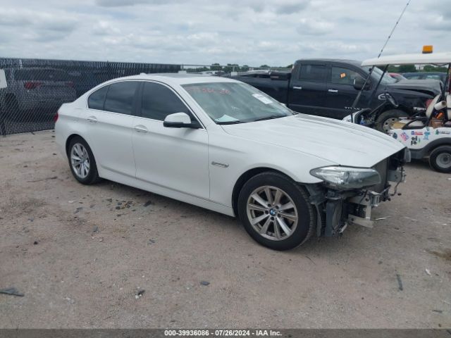 Photo 0 VIN: WBA5A5C51FD516390 - BMW 528I 