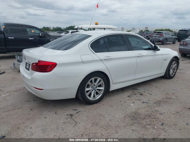 Photo 3 VIN: WBA5A5C51FD516390 - BMW 528I 