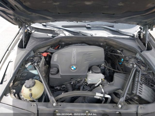 Photo 9 VIN: WBA5A5C51FD517264 - BMW 528I 