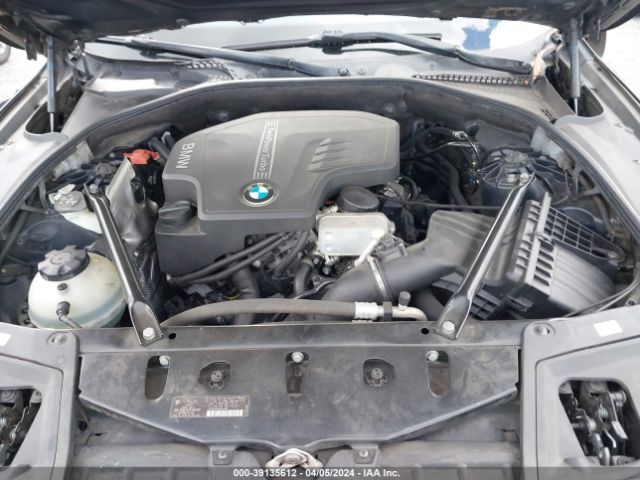 Photo 9 VIN: WBA5A5C52ED506496 - BMW 528I 