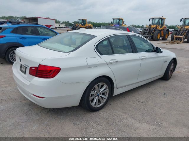 Photo 3 VIN: WBA5A5C52FD512624 - BMW 528I 