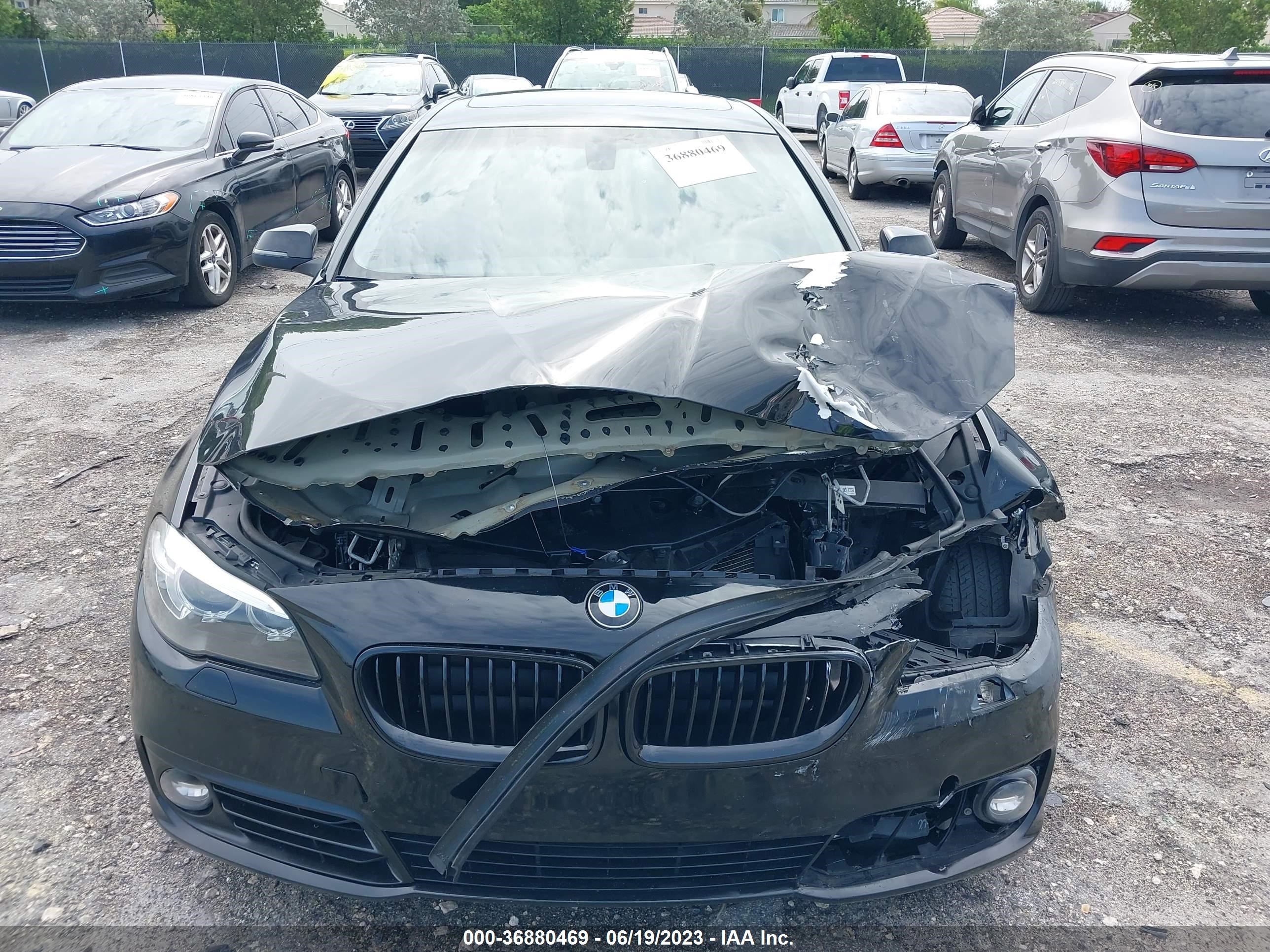 Photo 11 VIN: WBA5A5C52FD514325 - BMW 5ER 