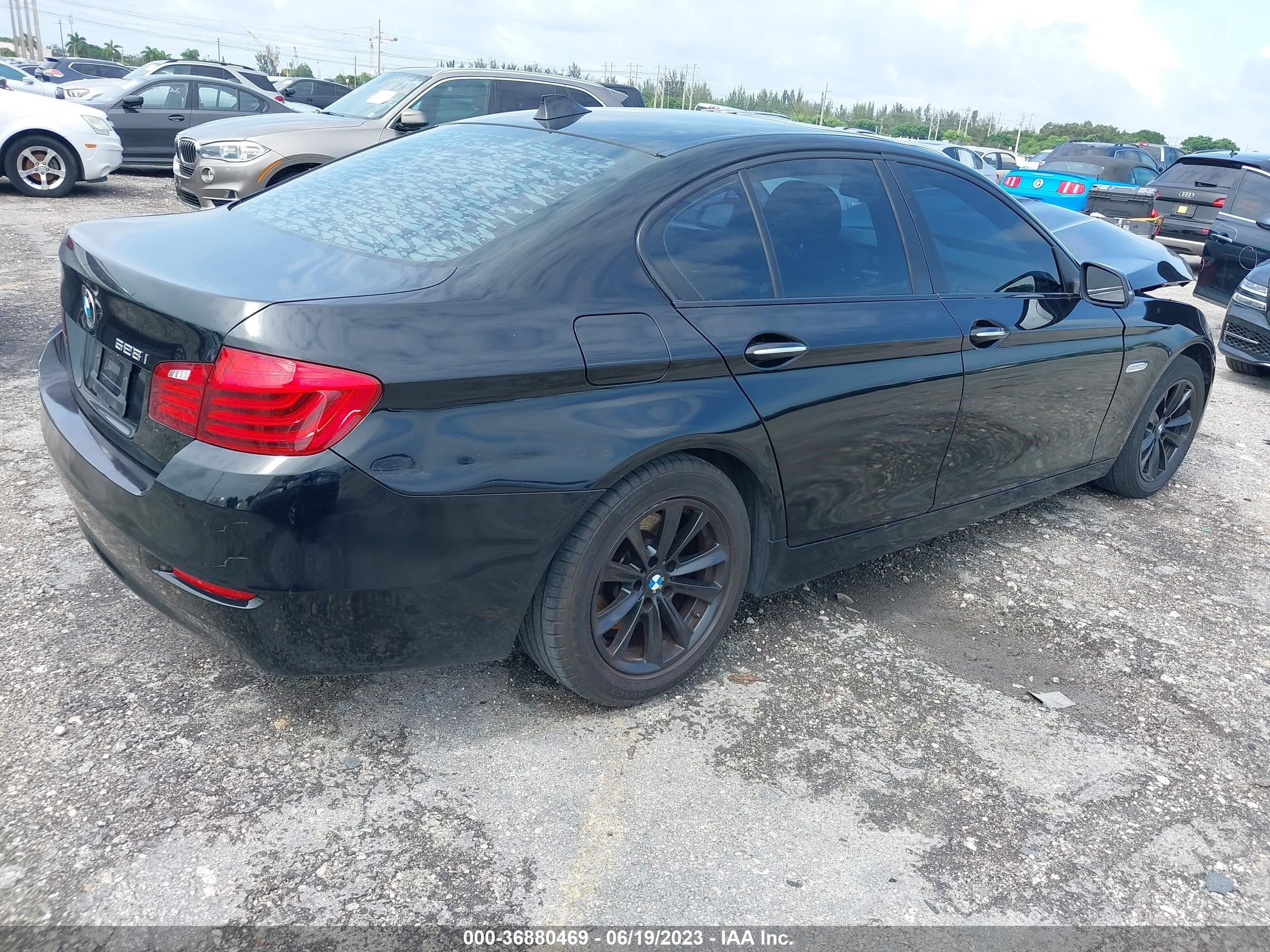 Photo 3 VIN: WBA5A5C52FD514325 - BMW 5ER 